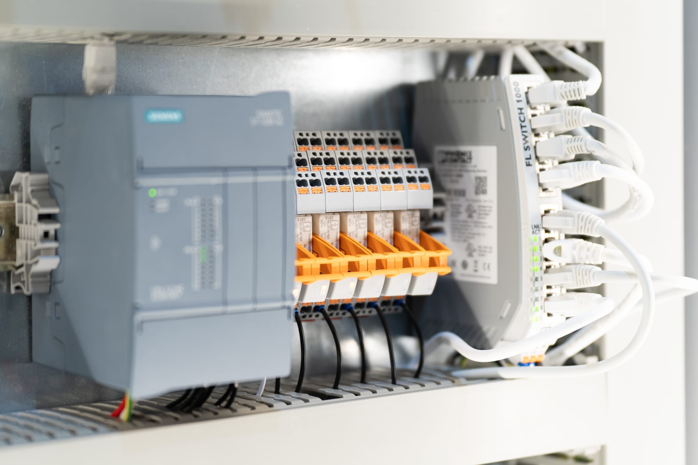 Siemens PLC and Phoenix Contact switch in a demonstration panel